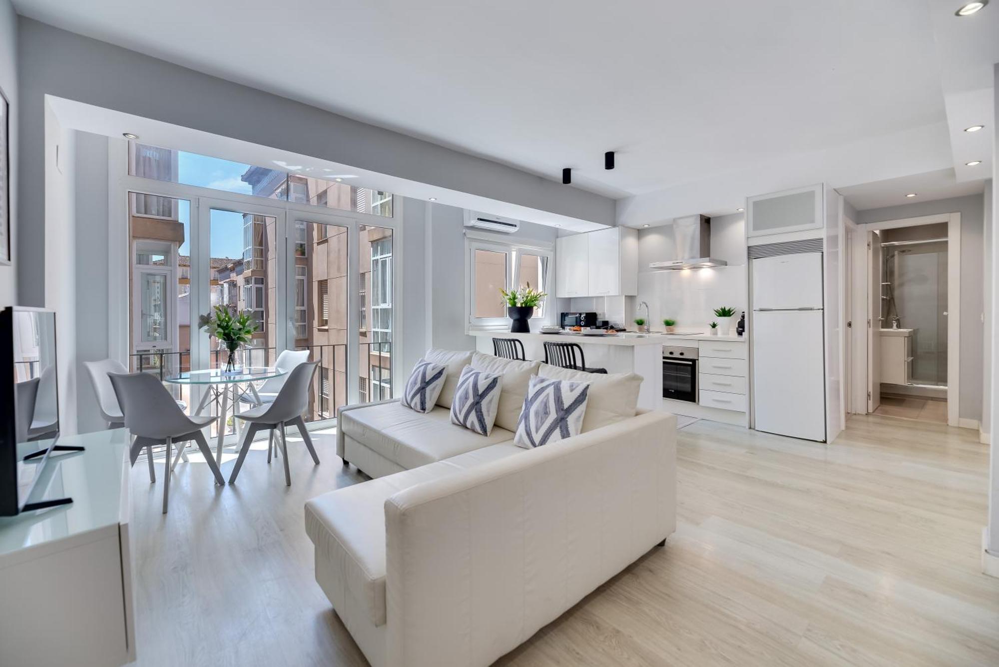 Xpce Merced Square - Picasso Apartament