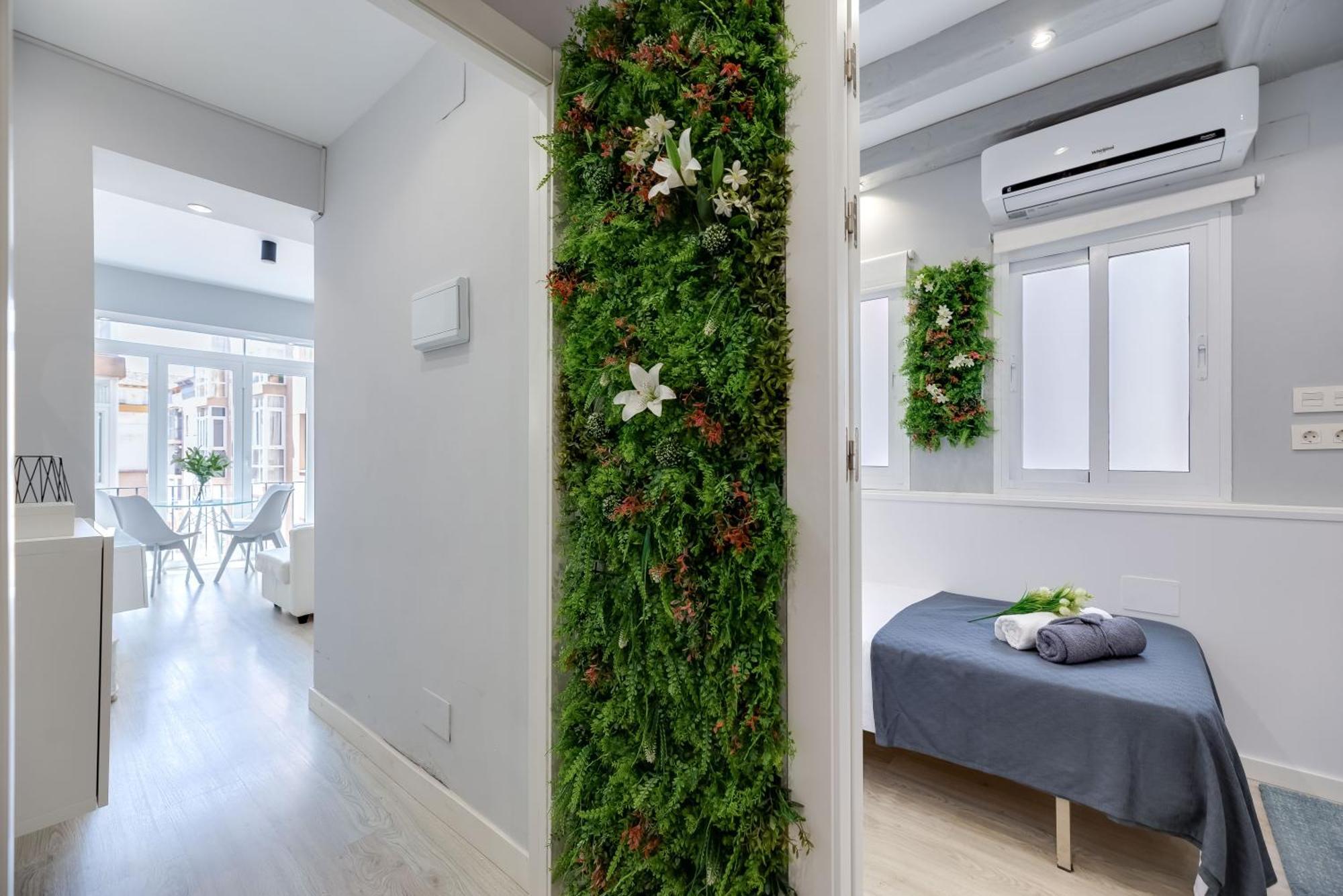 Xpce Merced Square - Picasso Apartament